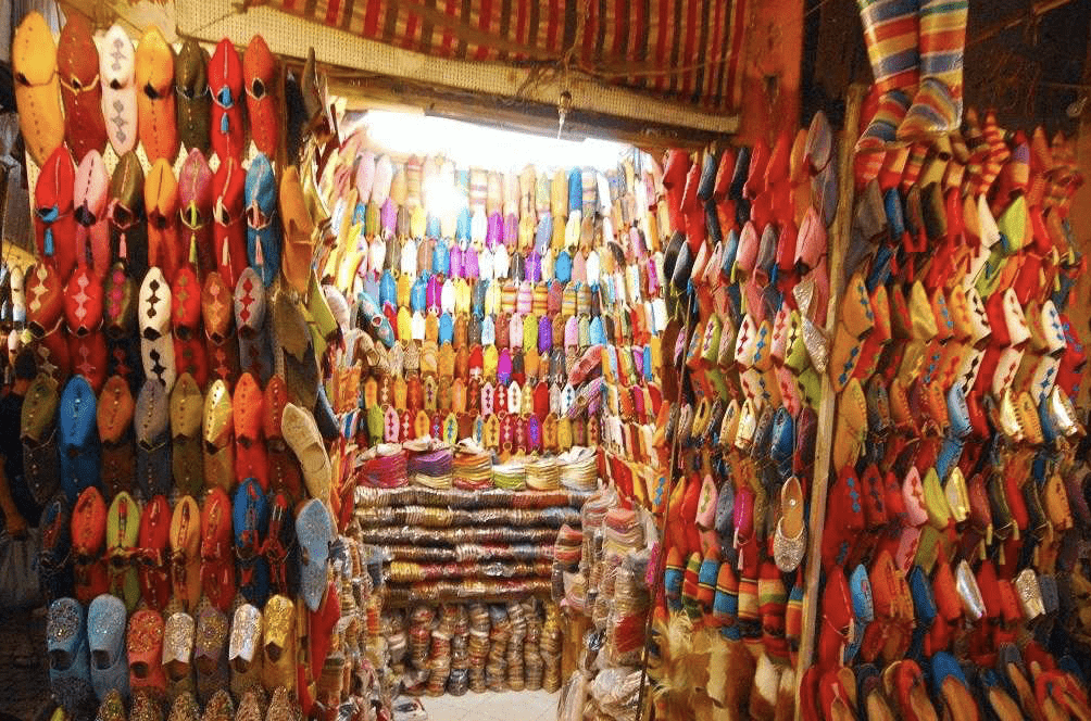 Silver, Sarees & Souvenirs: Traditional Shopping in Bangalore