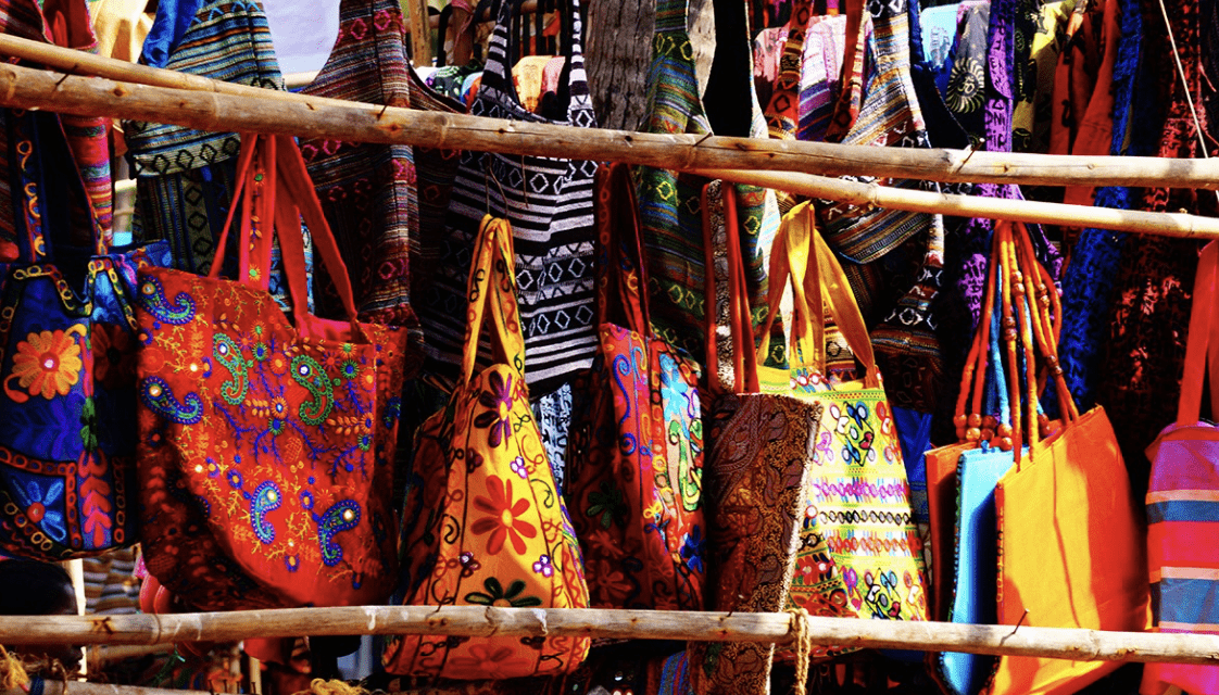 From Kanchipuram to Kollywood Glam: What to Buy in Chennai
