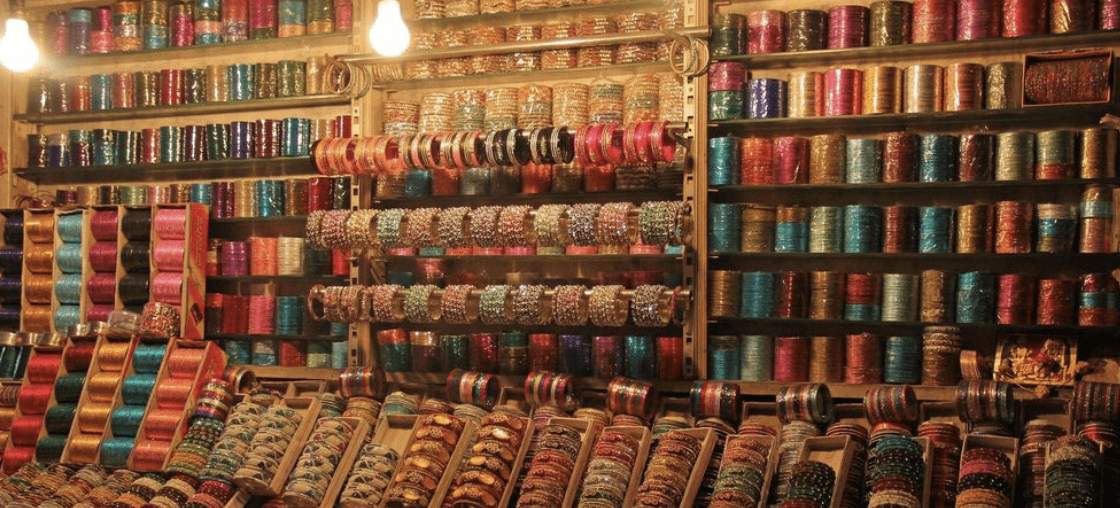 From New Market to Gariahat: Kolkata’s Best Bazaars for Bargain Hunters
